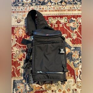 Chrome Industries Sling Bag Black Canvas
